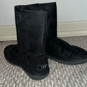 Ugg Classic short boots